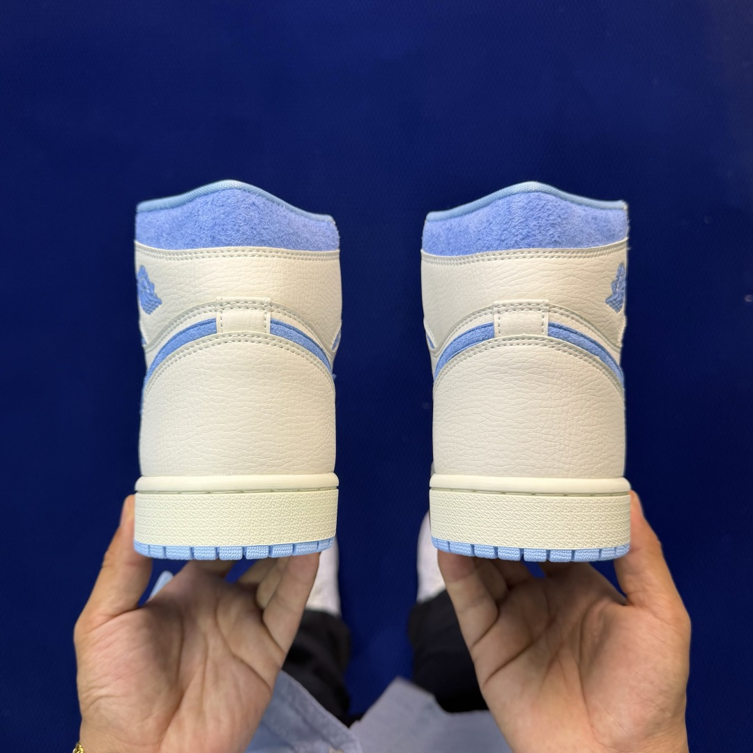 性价比头层aj1高帮！长期补货Nike Air Jordan 1 high第52色: 麂皮蓝色货号：FD