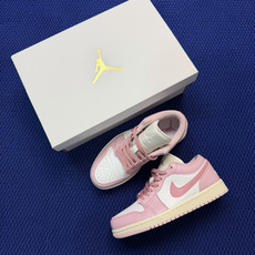主推价格优势私DF版 顶级性价比低帮!第184色:白元素粉Air Jordan AJ1 Low 低帮系列 主推价格优势私DF版 顶级性价比低帮!第184色:白元素粉Air Jordan AJ1 Low 低帮系列