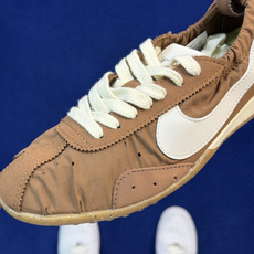 联名款薄底华夫鞋!第6色:棕黄Jacquemus x Nike Moon Shoe SP正确RB+MD组 联名款薄底华夫鞋!第6色:棕黄Jacquemus x Nike Moon Shoe SP正确RB+MD组