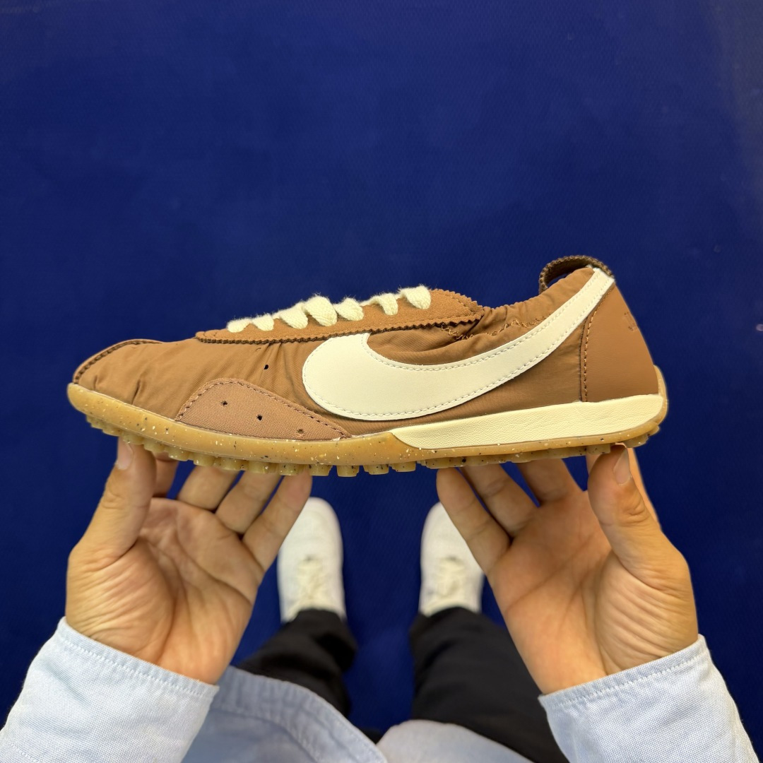联名款薄底华夫鞋！第6色:棕黄Jacquemus x Nike Moon Shoe SP正确RB+MD组