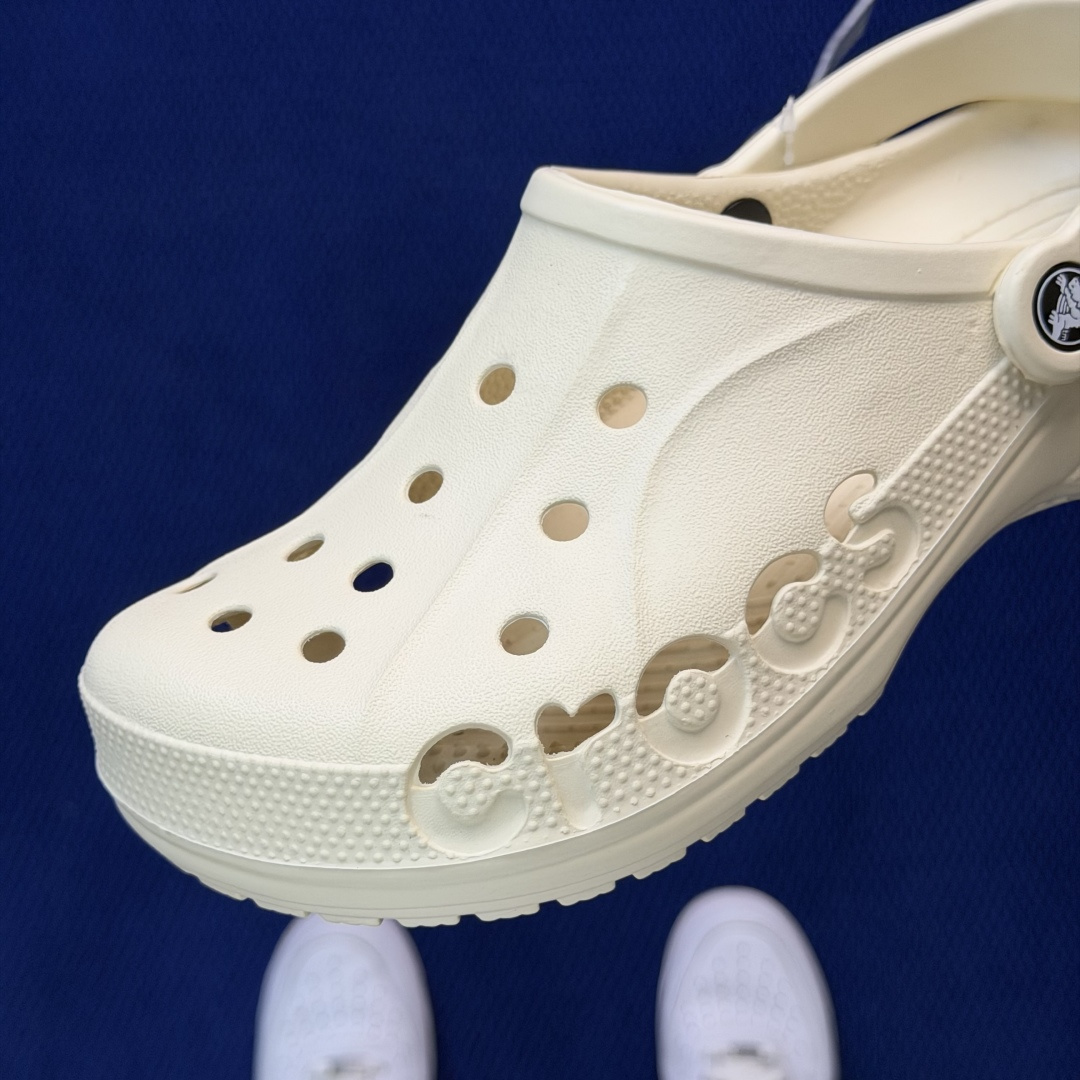 Crocs卡骆驰 洞洞鞋 贝雅经典6色！骨白原厂数据复模，双层注塑尺码：M4-M10 / 36-44M3