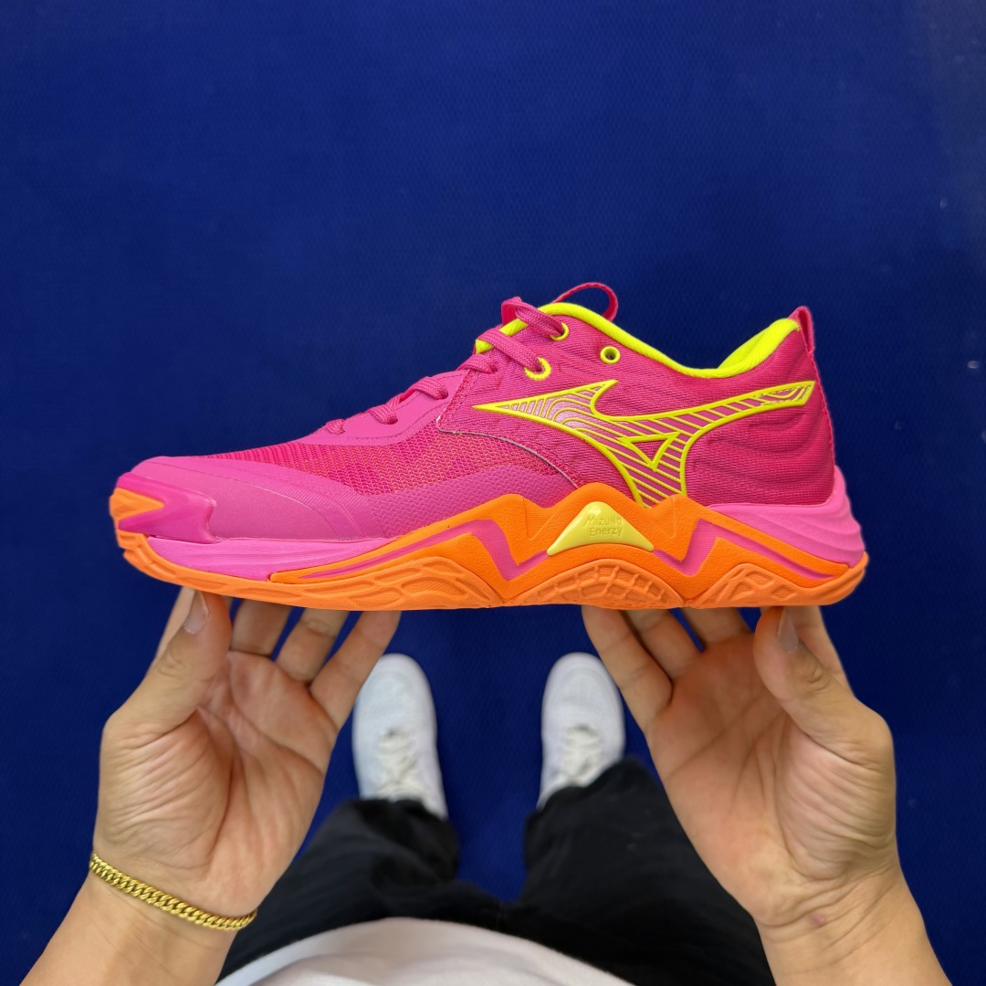 外贸爆款 美津侬训练鞋 第11色！Mizuno WAVE MOMENTUM ELITE 低帮 训练鞋货号