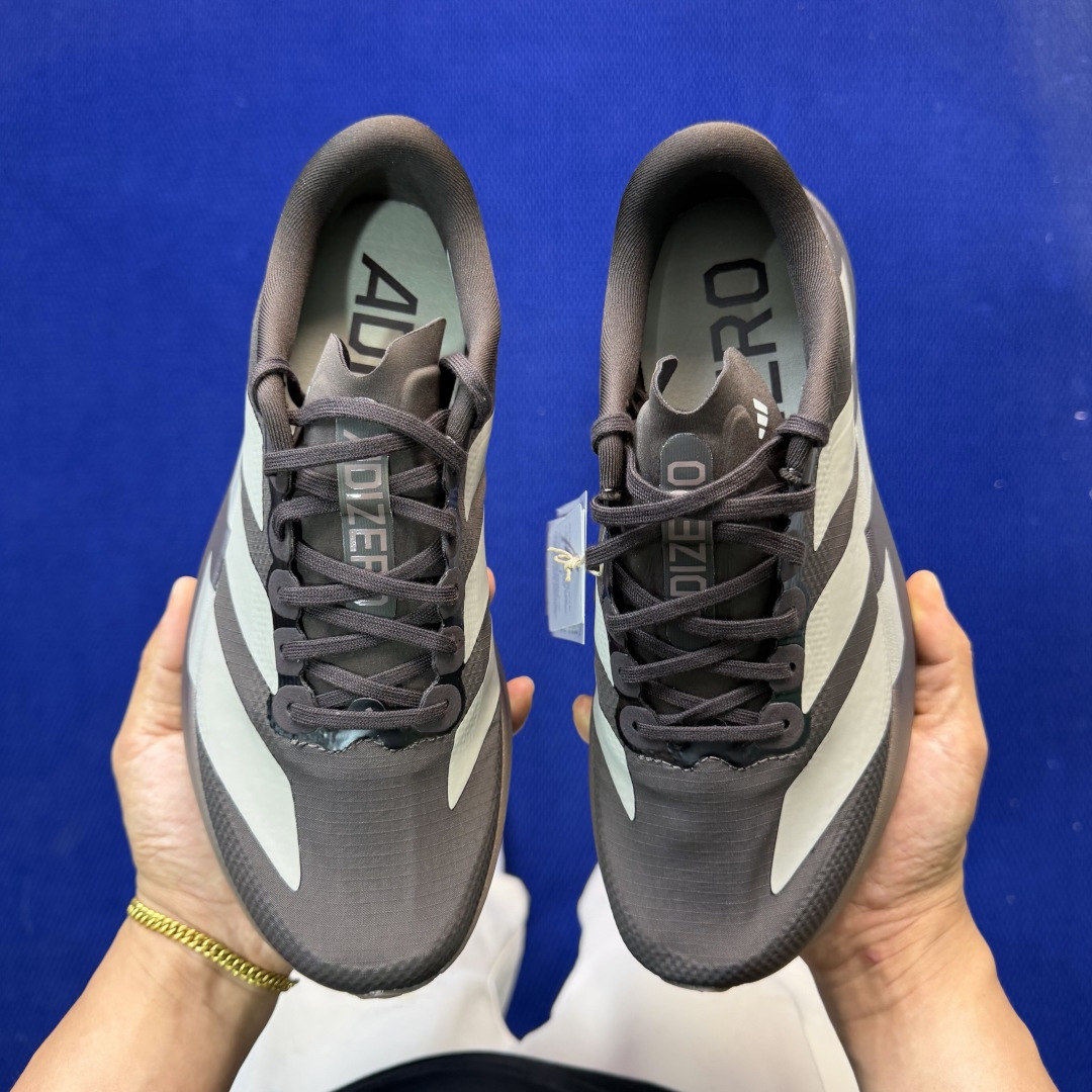 新版 AD Adizero Evo SL 阿迪达斯马拉松跑步鞋轻量Q弹缓震跑鞋新体验！第37色:褐色货号