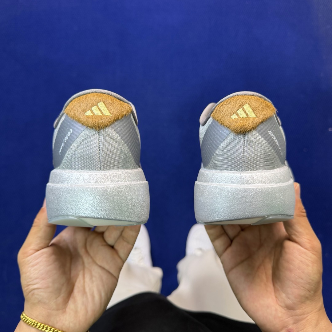 新版 AD Adizero Evo SL 阿迪达斯马拉松跑步鞋轻量Q弹缓震跑鞋新体验！第38色:CNY马
