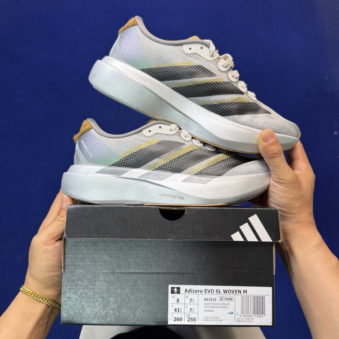 新版 AD Adizero Evo SL 阿迪达斯马拉松跑步鞋轻量Q弹缓震跑鞋新体验！第38色:CNY马
