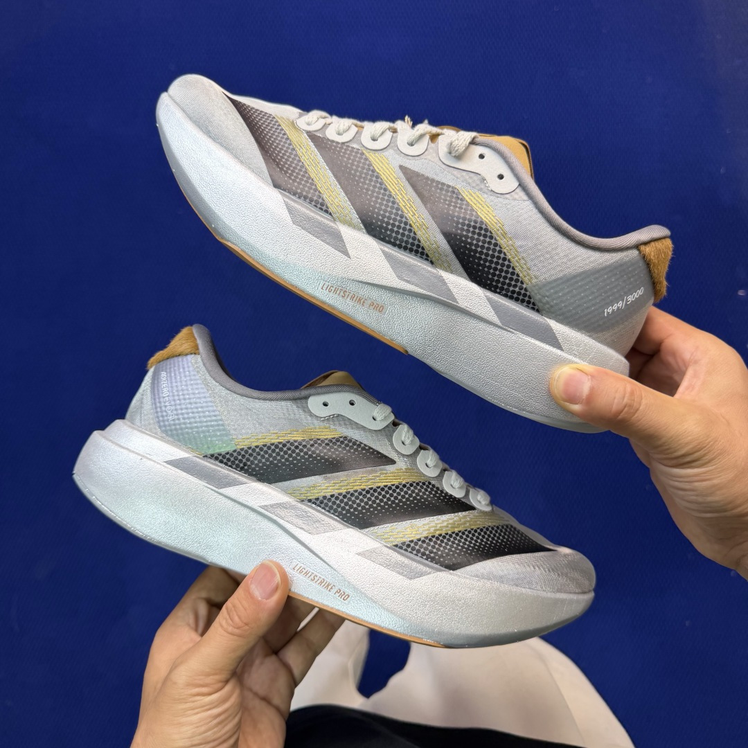 新版 AD Adizero Evo SL 阿迪达斯马拉松跑步鞋轻量Q弹缓震跑鞋新体验！第38色:CNY马