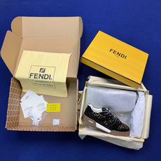 Fendi芬迪情侣款板鞋41色!#全身20几个细节点全部做到一致还原 吊打市面所有版本 独家原装套装配件 Fendi芬迪情侣款板鞋41色!#全身20几个细节点全部做到一致还原 吊打市面所有版本 独家原装套装配件