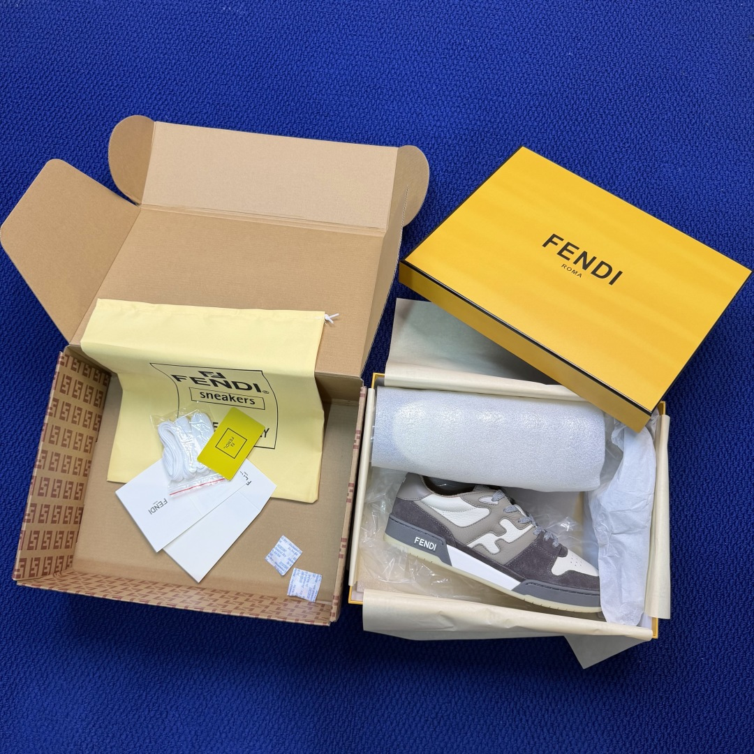 Fendi芬迪情侣款板鞋41色！#全身20几个细节点全部做到一致还原 吊打市面所有版本 独家原装套装配件