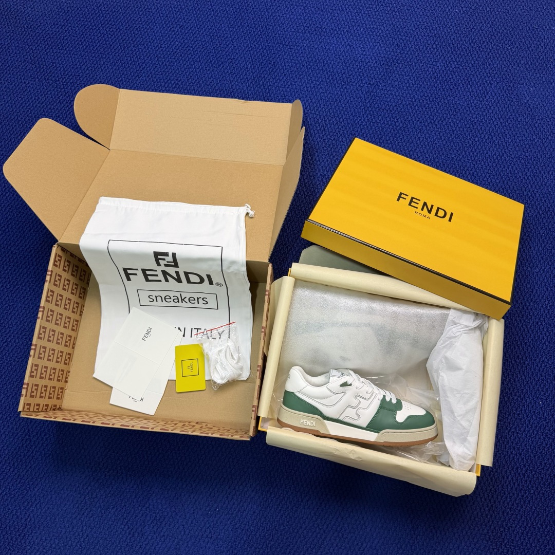 Fendi芬迪情侣款板鞋41色！#全身20几个细节点全部做到一致还原 吊打市面所有版本 独家原装套装配件