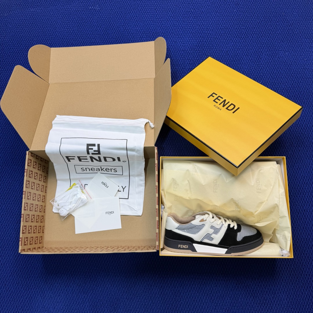 Fendi芬迪情侣款板鞋41色！#全身20几个细节点全部做到一致还原 吊打市面所有版本 独家原装套装配件