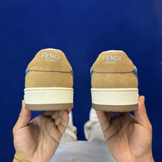 Fendi芬迪情侣款板鞋41色!#全身20几个细节点全部做到一致还原 吊打市面所有版本 独家原装套装配件 Fendi芬迪情侣款板鞋41色!#全身20几个细节点全部做到一致还原 吊打市面所有版本 独家原装套装配件