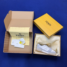 Fendi芬迪情侣款板鞋41色!#全身20几个细节点全部做到一致还原 吊打市面所有版本 独家原装套装配件 Fendi芬迪情侣款板鞋41色!#全身20几个细节点全部做到一致还原 吊打市面所有版本 独家原装套装配件