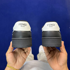 Fendi芬迪情侣款板鞋41色!#全身20几个细节点全部做到一致还原 吊打市面所有版本 独家原装套装配件 Fendi芬迪情侣款板鞋41色!#全身20几个细节点全部做到一致还原 吊打市面所有版本 独家原装套装配件