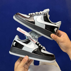 3A空军!第646色:Central Cee 联名漆皮黑白灰Nike Air Force 1 Low百分 3A空军!第646色:Central Cee 联名漆皮黑白灰Nike Air Force 1 Low百分