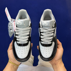 3A空军!第646色:Central Cee 联名漆皮黑白灰Nike Air Force 1 Low百分 3A空军!第646色:Central Cee 联名漆皮黑白灰Nike Air Force 1 Low百分