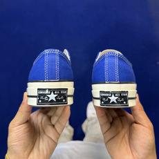 虎扑版‼️匡威宝蓝低帮!CConverse 匡威 Chuck 70 1970S 帆布休闲板鞋行业一线头部 虎扑版‼️匡威宝蓝低帮!CConverse 匡威 Chuck 70 1970S 帆布休闲板鞋行业一线头部