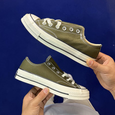 虎扑版‼️匡威军绿低帮!CConverse 匡威 Chuck 70 1970S 帆布休闲板鞋行业一线头部 虎扑版‼️匡威军绿低帮!CConverse 匡威 Chuck 70 1970S 帆布休闲板鞋行业一线头部