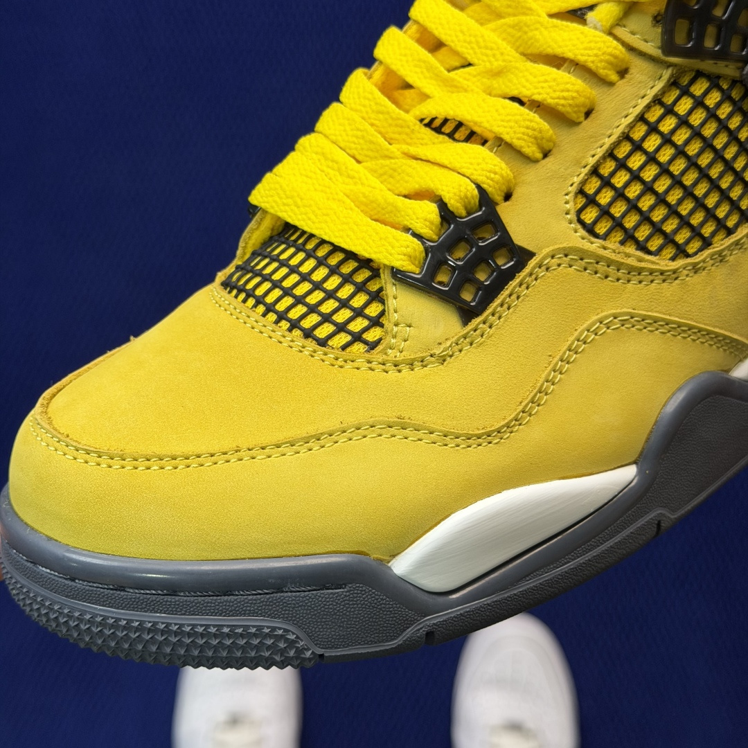 特殊色顶级性价比 aj4系列：电母全头层纯原大厂品质！货号：CT8527-700 尺码40-47.5带半