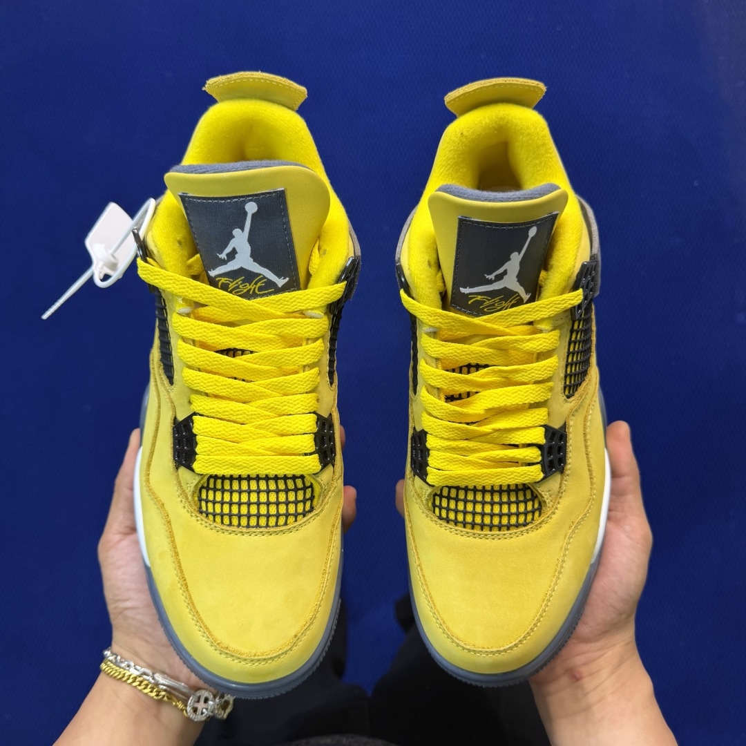 特殊色顶级性价比 aj4系列：电母全头层纯原大厂品质！货号：CT8527-700 尺码40-47.5带半