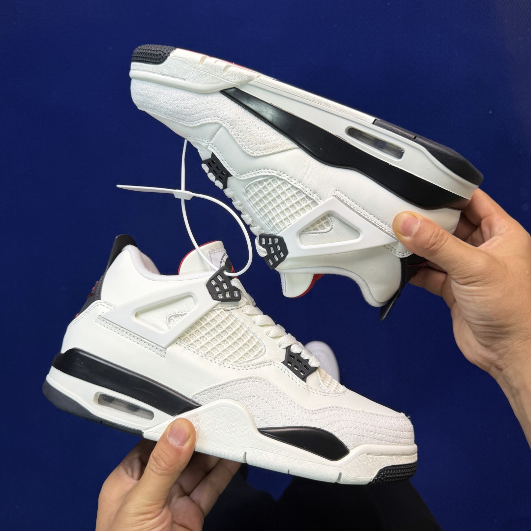 顶级性价比 aj4系列：白黑红全头层纯原大厂品质！货号：IM4002-100 尺码40-47.5带半码