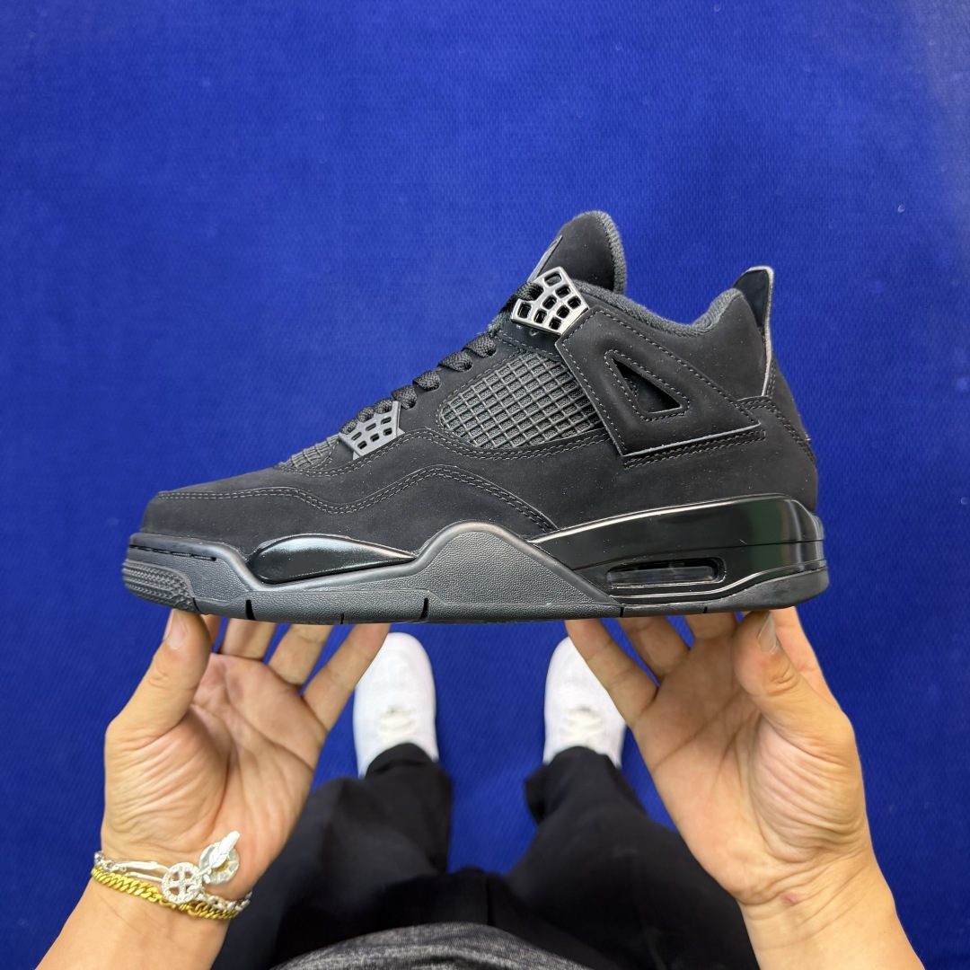 顶级性价比 aj4系列：黑猫🐈‍⬛全头层纯原大厂品质！货号：CU1110-010 尺码40-47.5带半