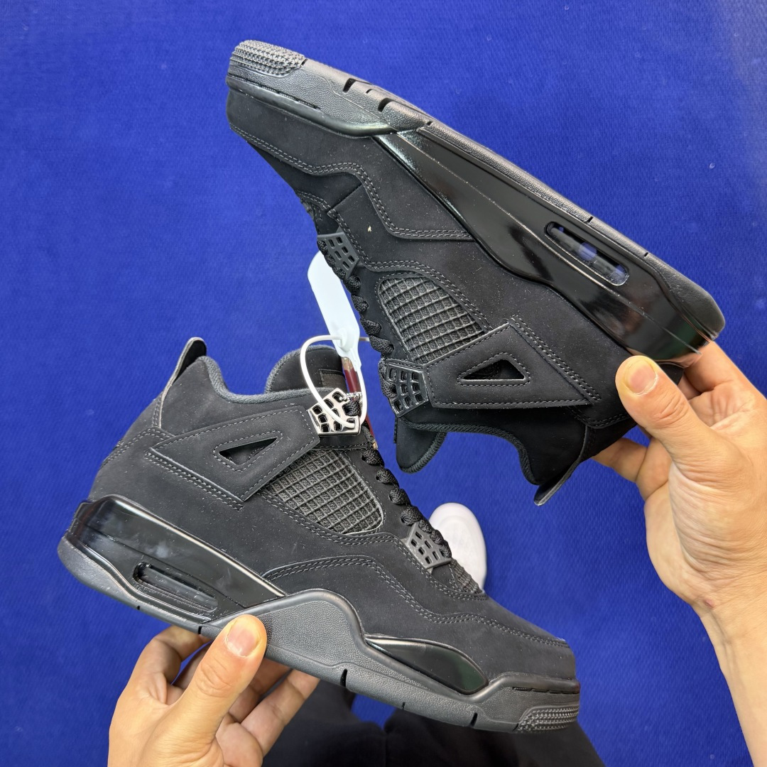 顶级性价比 aj4系列：黑猫🐈‍⬛全头层纯原大厂品质！货号：CU1110-010 尺码40-47.5带半