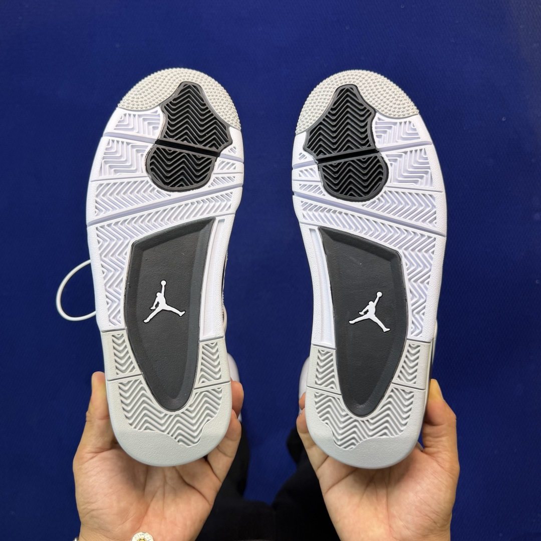 顶级性价比 aj4系列：小白水泥全头层纯原大厂品质！货号：DH6927-111 尺码40-47.5带半码