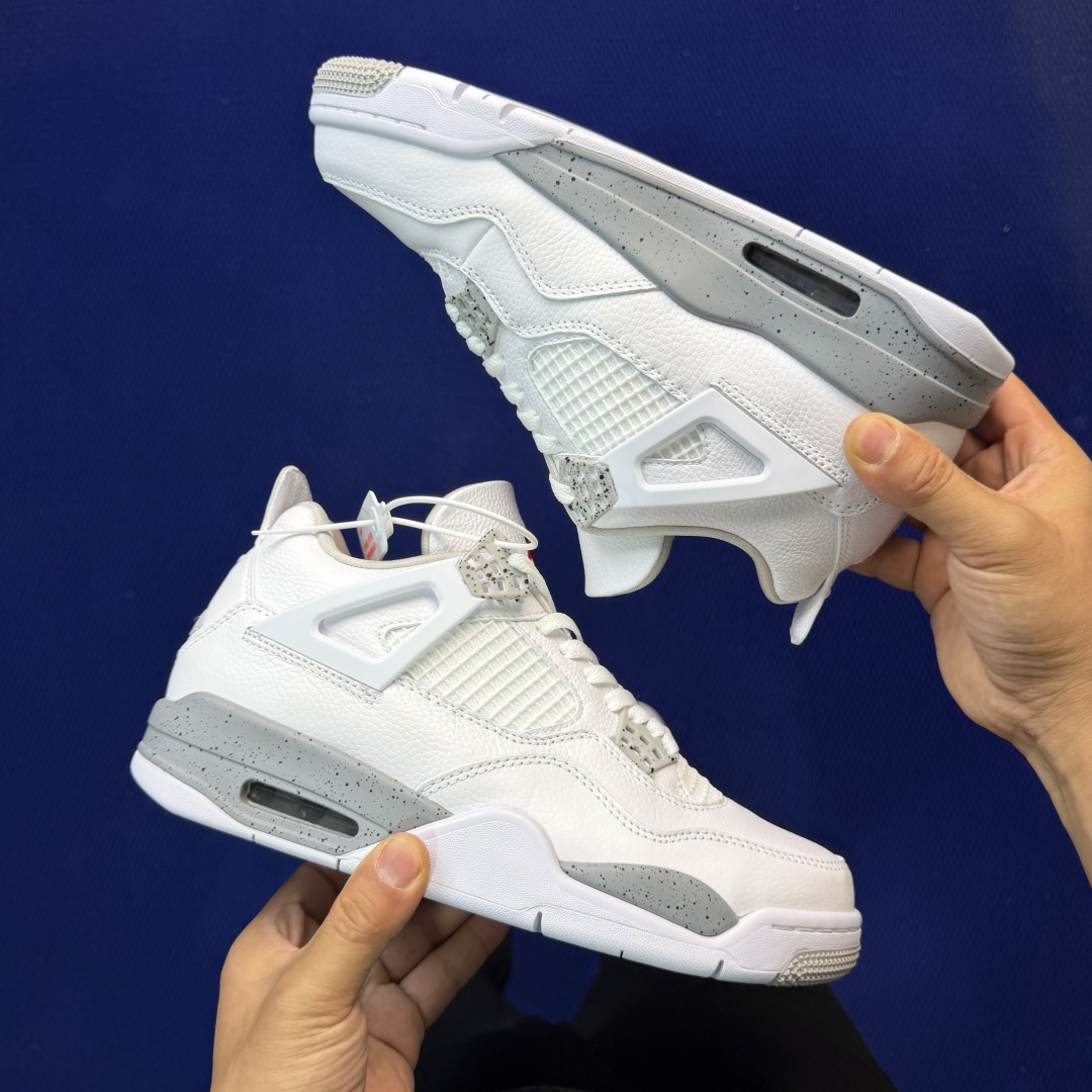 顶级性价比 aj4系列：白奥利奥全头层纯原大厂品质！货号：CT8527-100 尺码40-47.5带半码