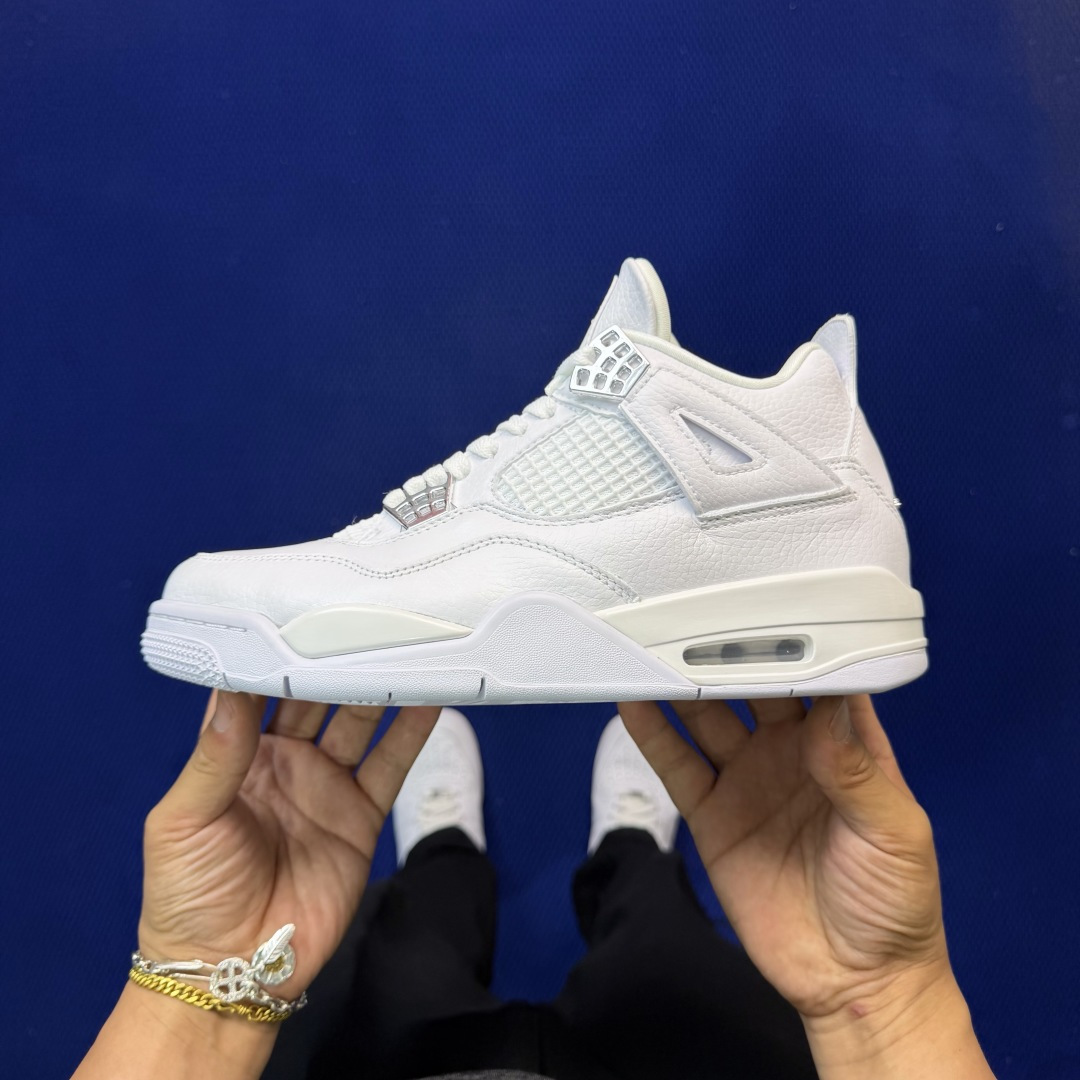 顶级性价比 aj4系列：纯白银全头层纯原大厂品质！货号：-100 尺码40-47.5带半码