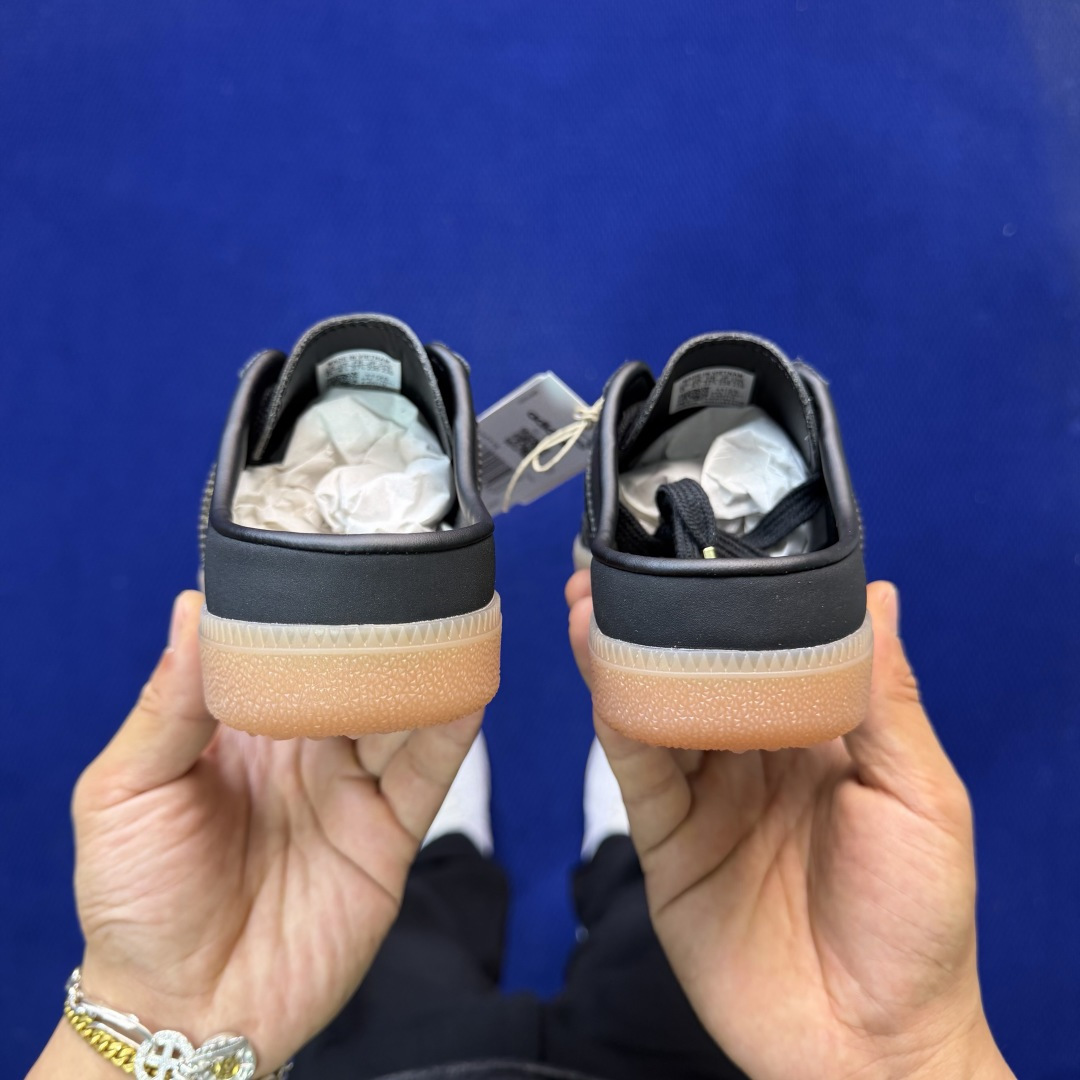 桑巴德训拖鞋一脚蹬 两色出货！adidas originals Samba OG MULE 包头拖鞋 黑