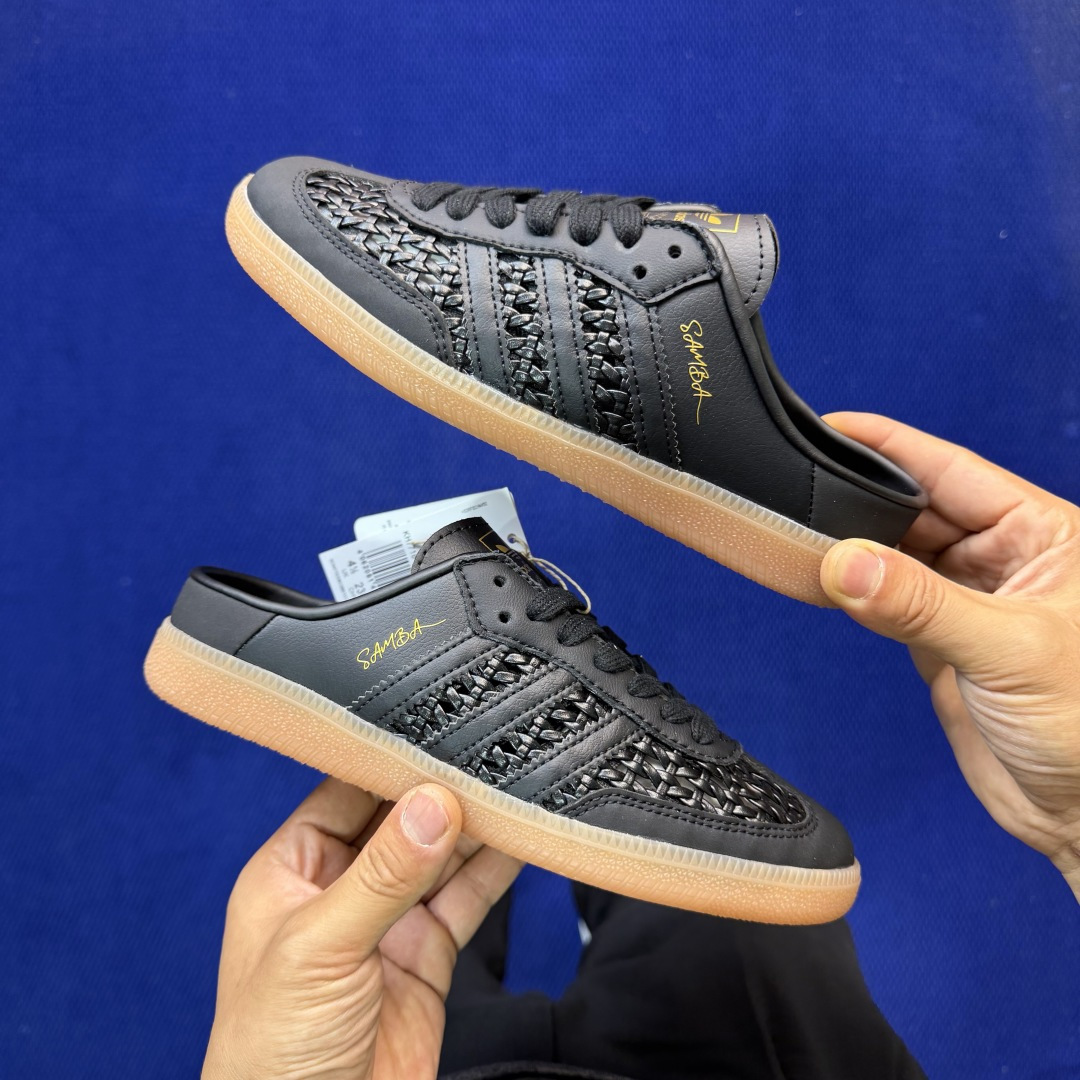 桑巴德训拖鞋一脚蹬 两色出货！adidas originals Samba OG MULE 包头拖鞋 黑