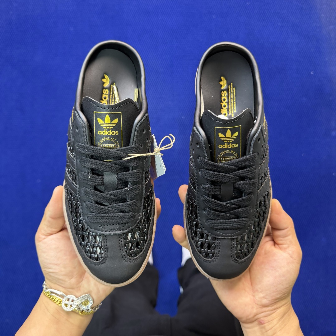 桑巴德训拖鞋一脚蹬 两色出货！adidas originals Samba OG MULE 包头拖鞋 黑