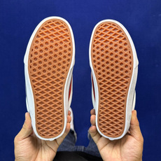 虎扑版!Vans Knu-Skool 低帮 KK09纯原级别外贸订单!万斯经典 硫化帆布板鞋 粗宽立体标 虎扑版!Vans Knu-Skool 低帮 KK09纯原级别外贸订单!万斯经典 硫化帆布板鞋 粗宽立体标