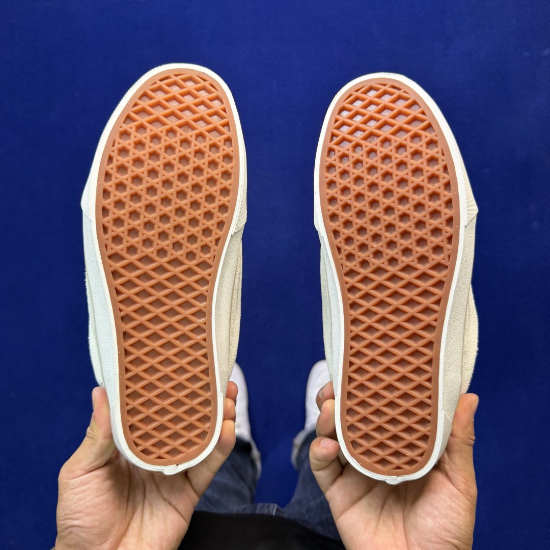 虎扑版！Vans Knu-Skool 低帮 KK03纯原级别外贸订单！万斯经典 硫化帆布板鞋 粗宽立体标