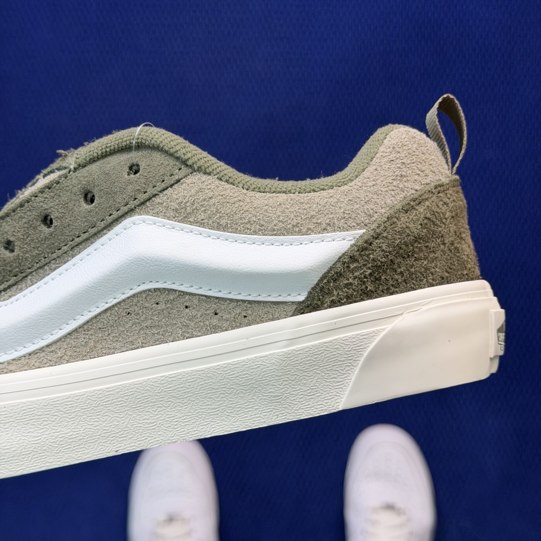 虎扑版！Vans Knu-Skool 低帮 KK46纯原级别外贸订单！万斯经典 硫化翻毛皮板鞋 粗宽立体