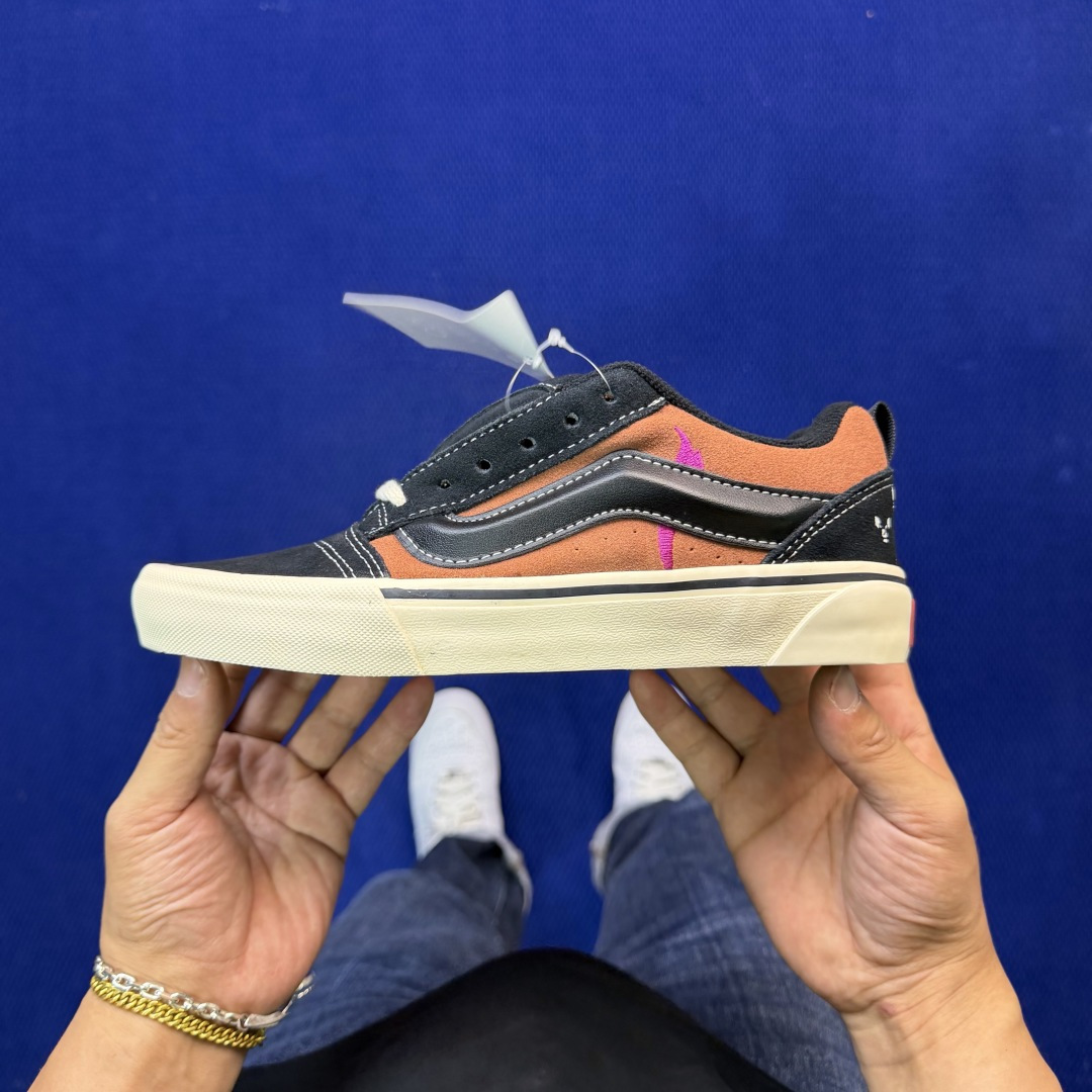 虎扑版！Vans Knu-Skool 低帮 KK43纯原级别外贸订单！万斯经典 硫化翻毛皮板鞋 粗宽立体