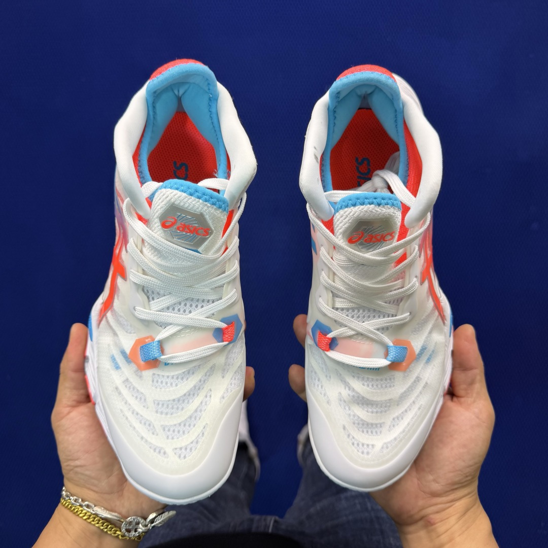 亚瑟士中帮排球🏐训练鞋！Asics Metarise 1.0树脂加工的网眼材料的鞋面结构为脚的运动提供了