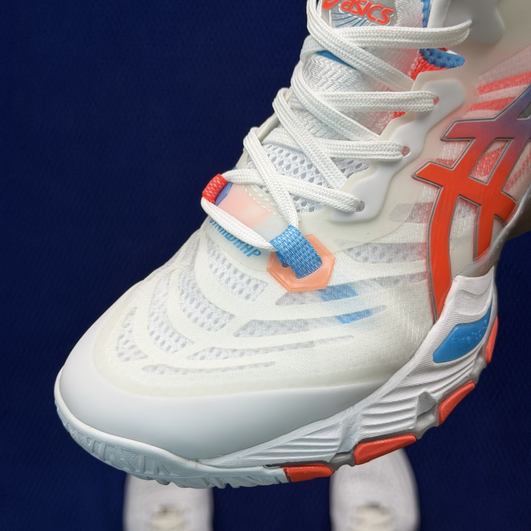 亚瑟士中帮排球🏐训练鞋！Asics Metarise 1.0树脂加工的网眼材料的鞋面结构为脚的运动提供了