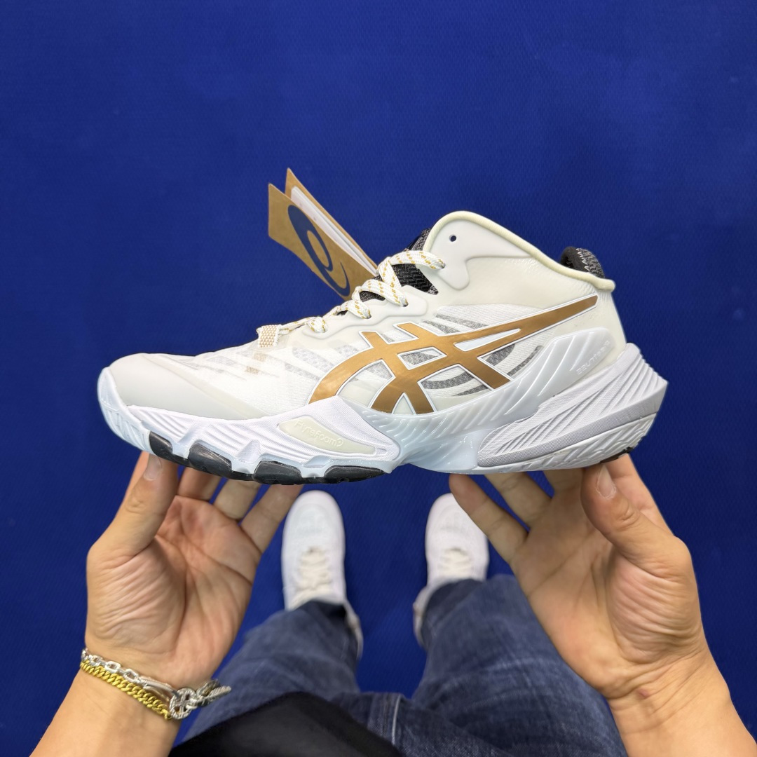 亚瑟士中帮排球🏐训练鞋！Asics Metarise 1.0树脂加工的网眼材料的鞋面结构为脚的运动提供了
