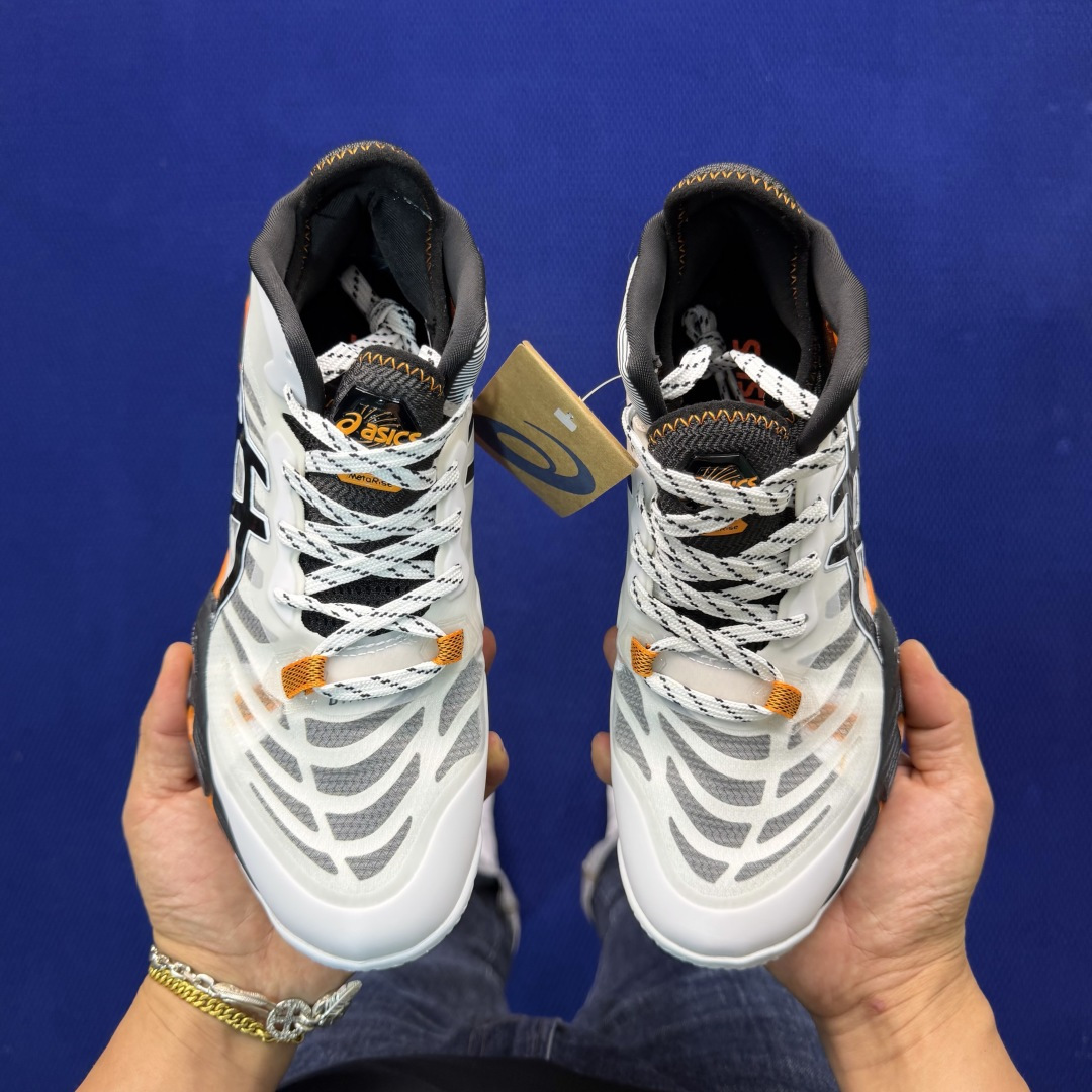 亚瑟士中帮排球🏐训练鞋！Asics Metarise 1.0树脂加工的网眼材料的鞋面结构为脚的运动提供了