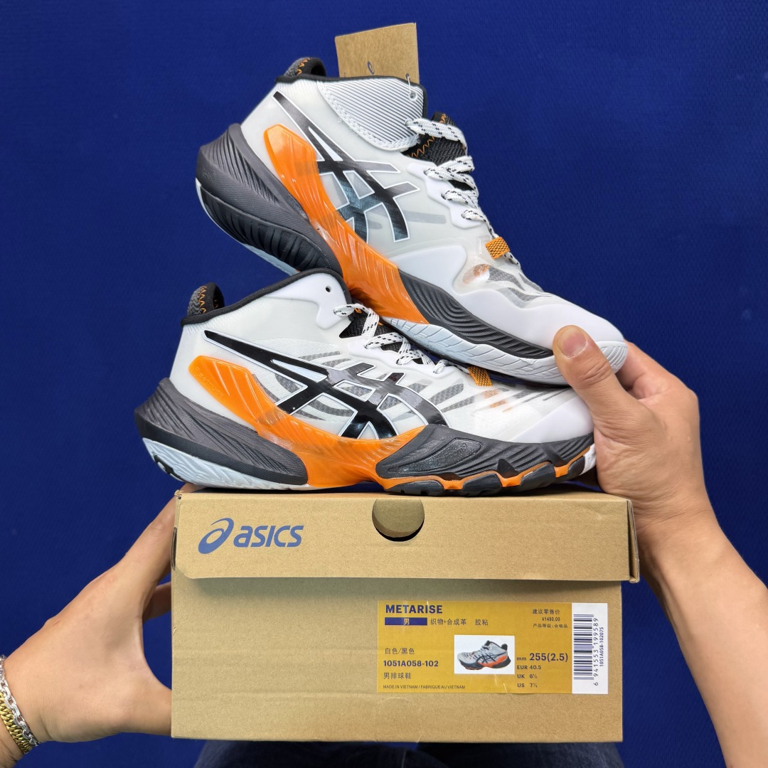 亚瑟士中帮排球🏐训练鞋！Asics Metarise 1.0树脂加工的网眼材料的鞋面结构为脚的运动提供了