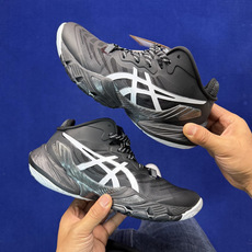 亚瑟士中帮排球🏐训练鞋!Asics Metarise 1.0树脂加工的网眼材料的鞋面结构为脚的运动提供了 亚瑟士中帮排球🏐训练鞋!Asics Metarise 1.0树脂加工的网眼材料的鞋面结构为脚的运动提供了