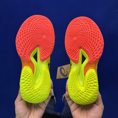 亚瑟士中帮训练鞋!Asics Metarise 2.0树脂加工的网眼材料的鞋面结构为脚的运动提供了耐用性 亚瑟士中帮训练鞋!Asics Metarise 2.0树脂加工的网眼材料的鞋面结构为脚的运动提供了耐用性