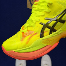 亚瑟士中帮训练鞋!Asics Metarise 2.0树脂加工的网眼材料的鞋面结构为脚的运动提供了耐用性 亚瑟士中帮训练鞋!Asics Metarise 2.0树脂加工的网眼材料的鞋面结构为脚的运动提供了耐用性