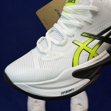 亚瑟士中帮训练鞋!Asics Metarise 2.0树脂加工的网眼材料的鞋面结构为脚的运动提供了耐用性 亚瑟士中帮训练鞋!Asics Metarise 2.0树脂加工的网眼材料的鞋面结构为脚的运动提供了耐用性