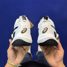 亚瑟士中帮训练鞋!Asics Metarise 2.0树脂加工的网眼材料的鞋面结构为脚的运动提供了耐用性 亚瑟士中帮训练鞋!Asics Metarise 2.0树脂加工的网眼材料的鞋面结构为脚的运动提供了耐用性