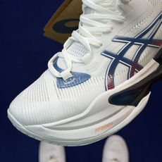 亚瑟士中帮训练鞋!Asics Metarise 2.0树脂加工的网眼材料的鞋面结构为脚的运动提供了耐用性 亚瑟士中帮训练鞋!Asics Metarise 2.0树脂加工的网眼材料的鞋面结构为脚的运动提供了耐用性