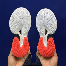 亚瑟士中帮训练鞋!Asics Metarise 2.0树脂加工的网眼材料的鞋面结构为脚的运动提供了耐用性 亚瑟士中帮训练鞋!Asics Metarise 2.0树脂加工的网眼材料的鞋面结构为脚的运动提供了耐用性