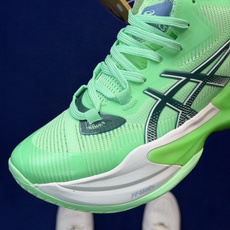 亚瑟士中帮训练鞋!Asics Metarise 2.0树脂加工的网眼材料的鞋面结构为脚的运动提供了耐用性 亚瑟士中帮训练鞋!Asics Metarise 2.0树脂加工的网眼材料的鞋面结构为脚的运动提供了耐用性