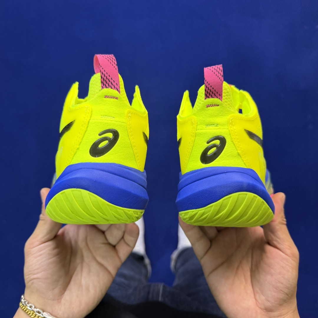 亚瑟士中帮训练鞋！Asics Metarise 2.0树脂加工的网眼材料的鞋面结构为脚的运动提供了耐用性